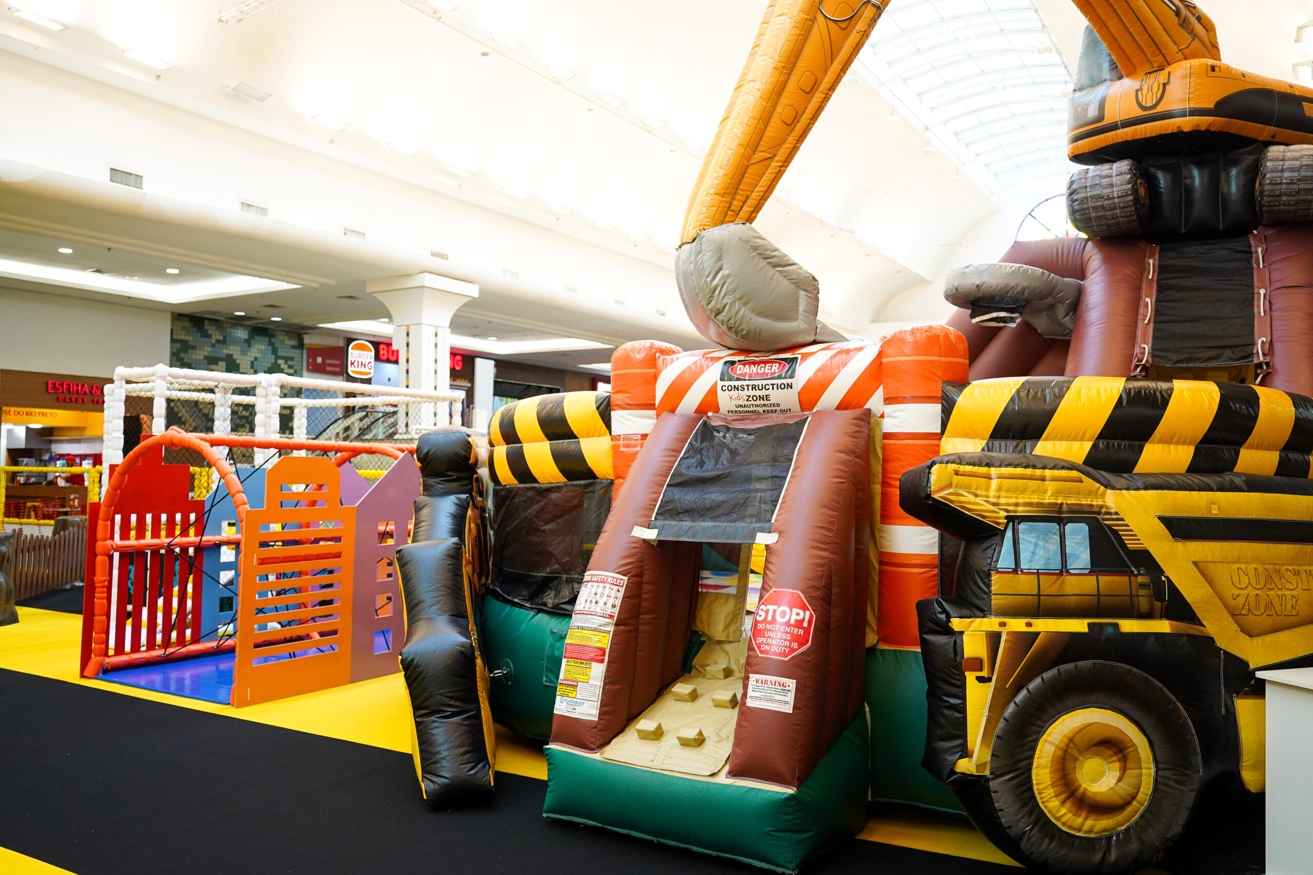 Thaís Celentano apresenta a Obra Divertida no Riopreto Shopping